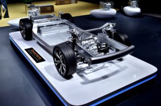 seres 賽力斯 攜sf5首次亮相重慶車展 增程產品備受關注