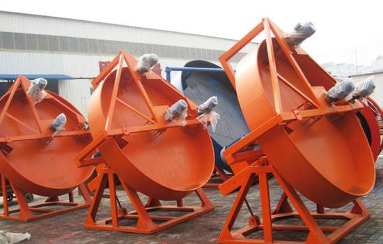 一小時(shí)12噸盤式造粒機(jī) 河南省滎陽市礦山機(jī)械制造廠以技術(shù)創(chuàng)新助力糧食增產(chǎn)